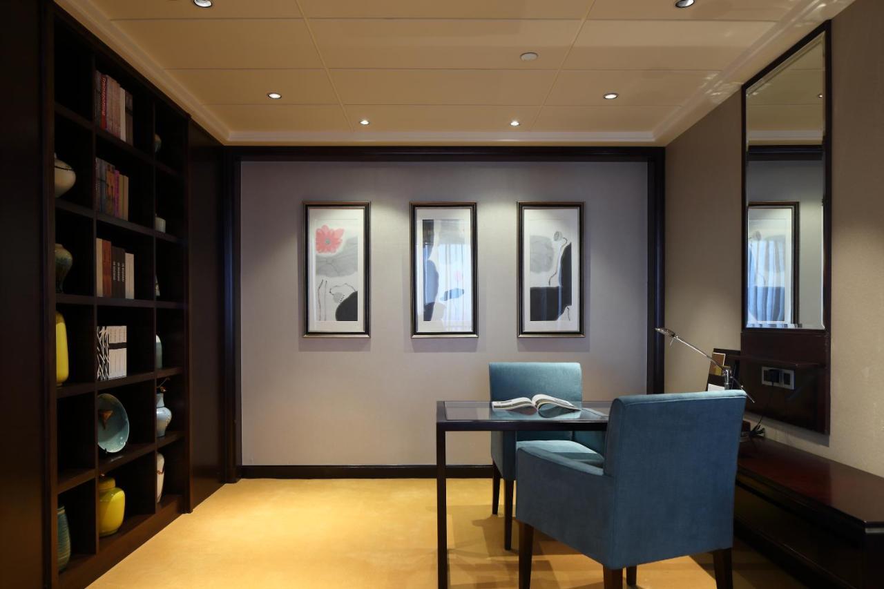 Jinan Luxury Blue Horizon Hotel Экстерьер фото