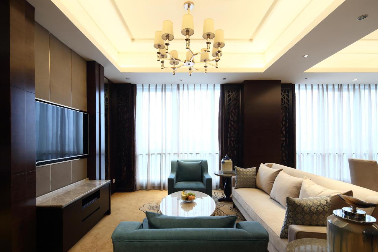 Jinan Luxury Blue Horizon Hotel Экстерьер фото